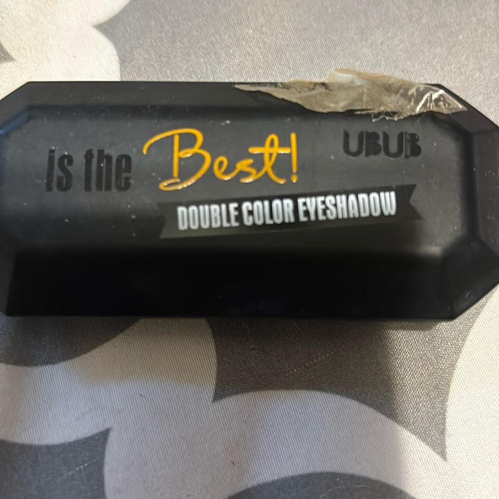 Best double color eyeshadow never used
